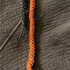 2 Paracord quick release keychains, Orange & Green